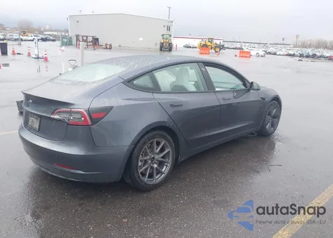 2023 Tesla Model 3 Rear-Wheel Drive z USA, uszkodzony, nr VIN 5YJ3E1EA5PF573395